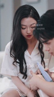 在楼道里就控制不住了,完整版手机在线播放