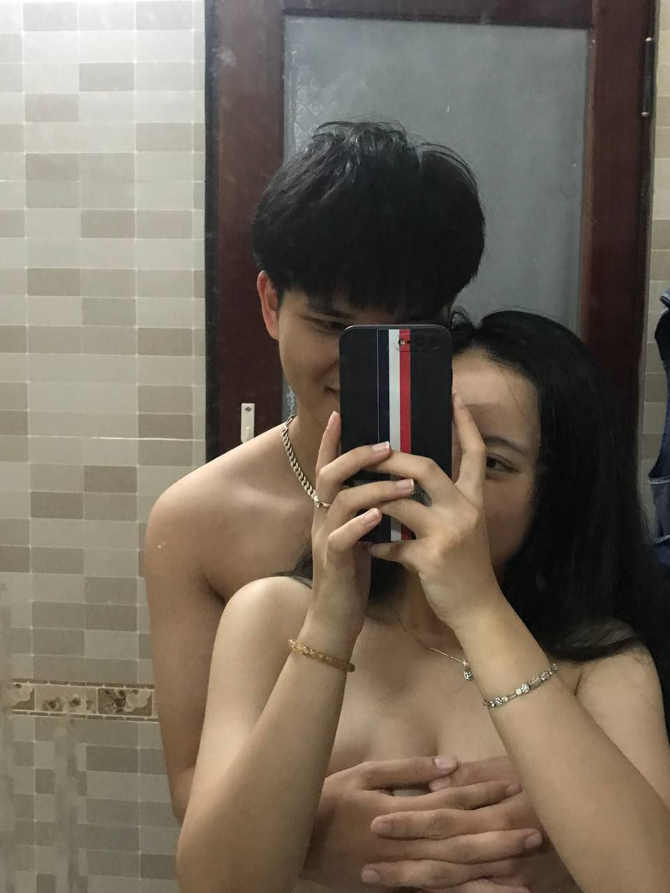 越南92岁大爷80年未剪头发,电视剧手机免费播放