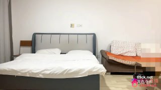 全部内射，寒假拿下，19岁大一新生，奶子好大。还没做过几次