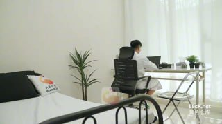 打麻将认识的少妇_老公常年不在家